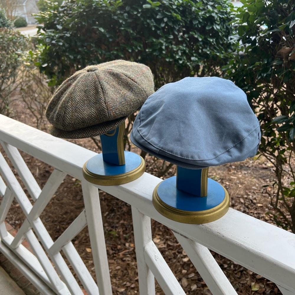 Set of 2 Vintage Hat Stands with “F” Mark - Picture 10 of 10
